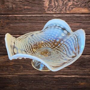 Northwood Dugan Opalescent Glass Low Bowl Candy Dish Nautilus Argonaut Shell